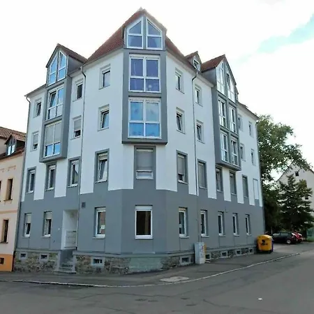Stilvolle Ferienwohnung Mit Stellplatz Wlan Free Netflix Naehe Bahnhof Zwickau Exterior photo